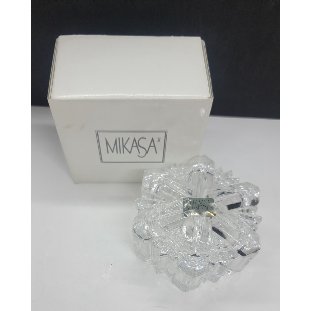 Crystal MIKASA NATURE'S SONG Snowflake Lidded Trinket Box - Made in Germany - Picture 1 of 10